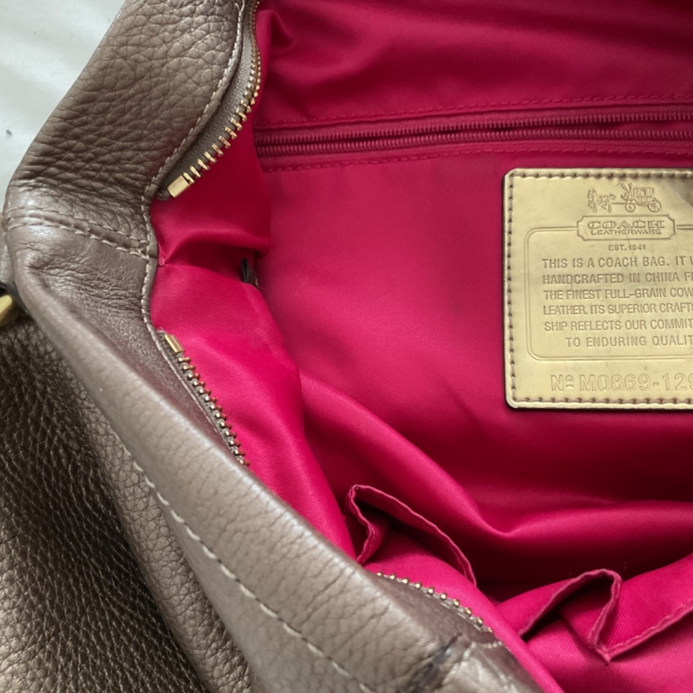 Coach handbag - Picture 3 of 4